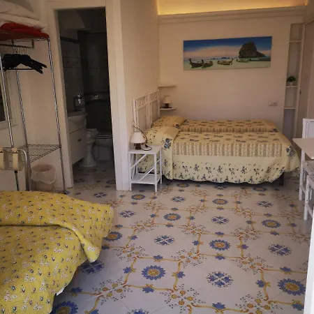 Palomba * Capri